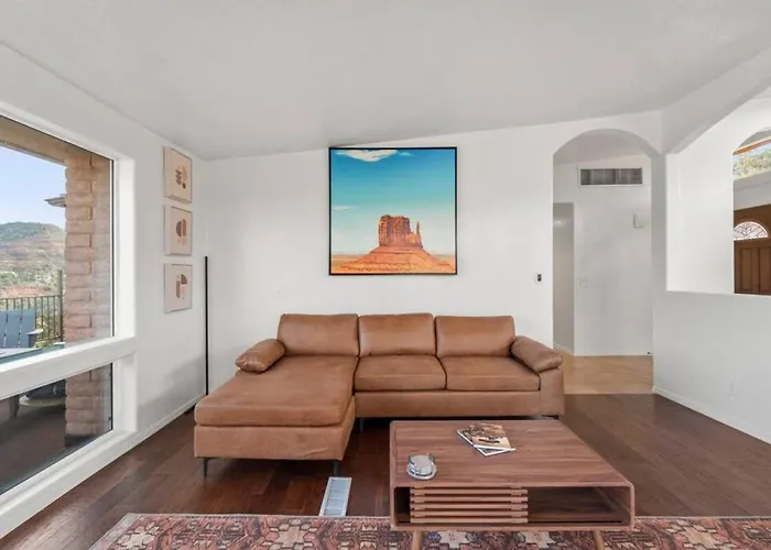 Luxury Uptown With Views And Hot Tub Sedona