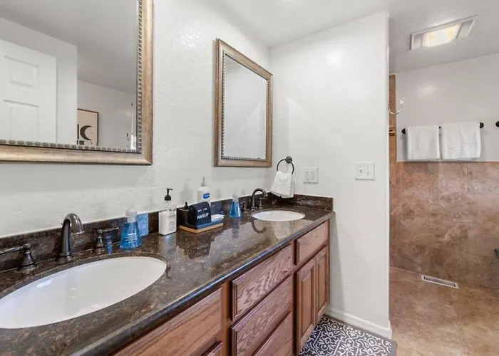 Ferienhaus Luxury Uptown With Views And Hot Tub *