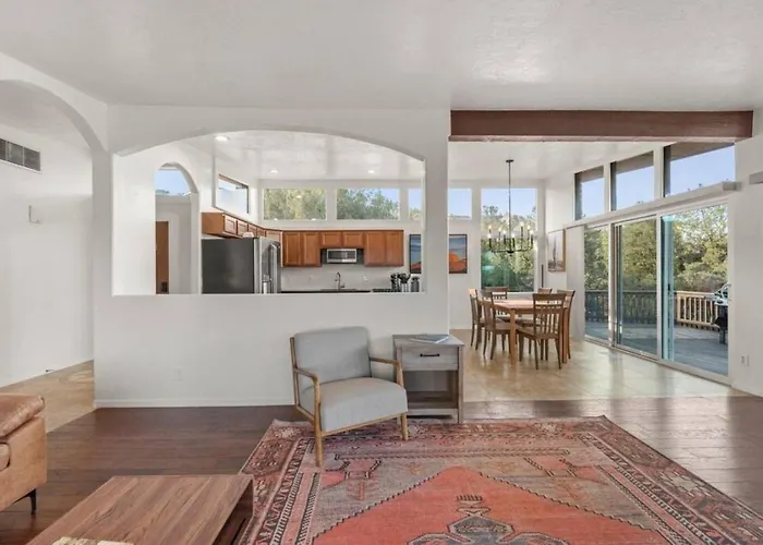 Luxury Uptown With Views And Hot Tub Ferienhaus Sedona