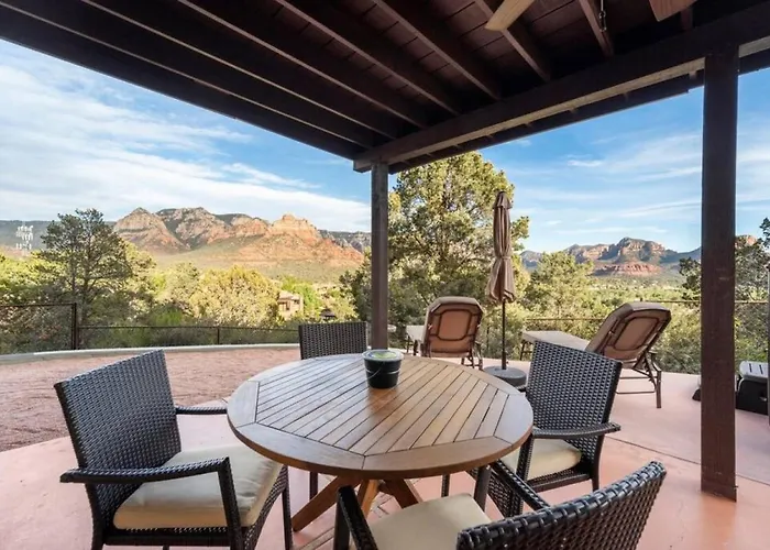 Luxury Uptown With Views And Hot Tub Ferienhaus *